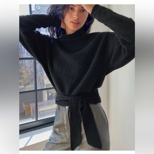 Aritzia Wilfred Lorin turtleneck sweater